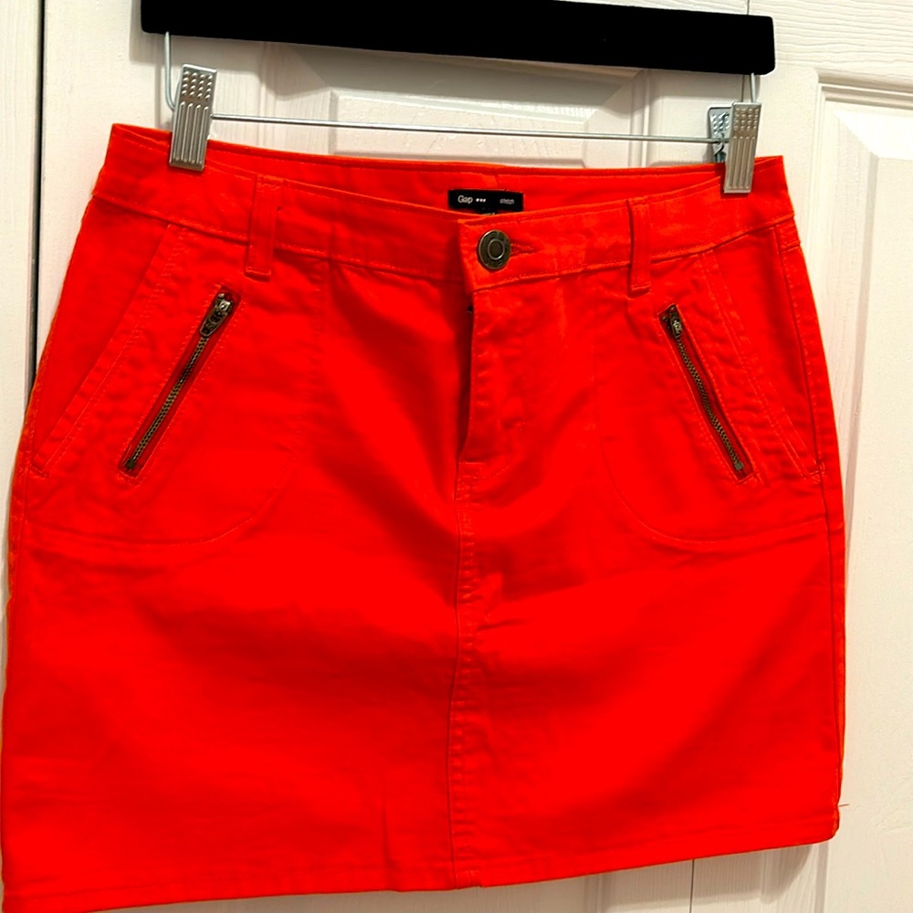 Gap orange mini skirt